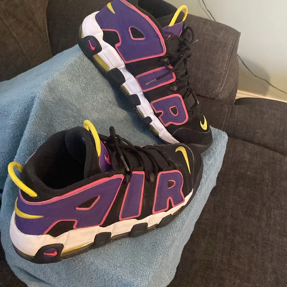 Nike Air Uptempo - Picture 2 of 5